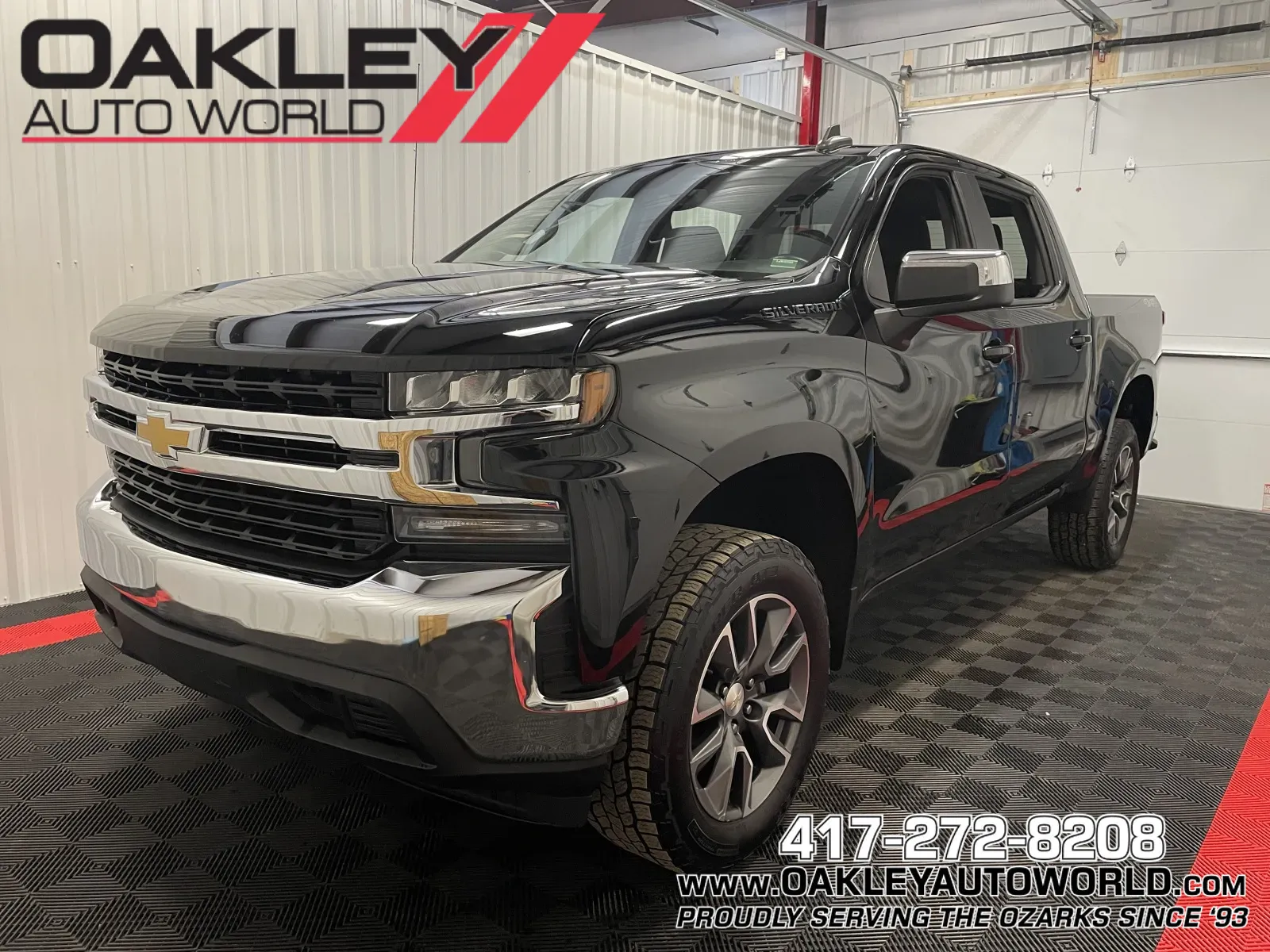 Black 2020 Chevrolet Silverado 1500 LT for sale in Branson West, MO
