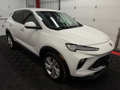 More photos of 2025 Buick Encore GX Preferred at Oakley Auto World, MO