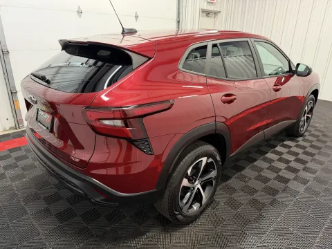 More photos of 2024 Chevrolet Trax 1RS at Oakley Auto World, MO