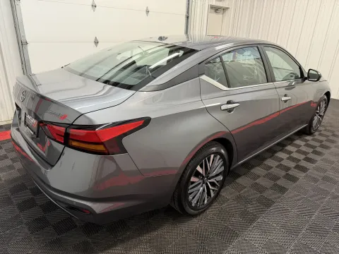 More photos of 2025 Nissan Altima 2.5 SV at Oakley Auto World, MO