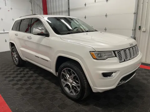 More photos of 2020 Jeep Grand Cherokee Overland at Oakley Auto World, MO