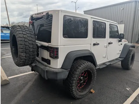 More photos of 2016 Jeep Wrangler Unlimited Sport at Oakley Auto World, MO