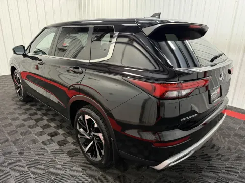 Photos of 2022 Mitsubishi Outlander Black Edition for sale in Branson West, MO at Oakley Auto World