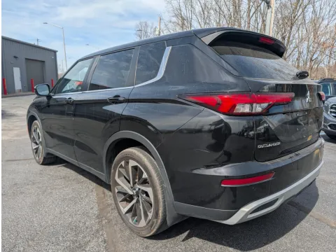 Photos of 2022 Mitsubishi Outlander Black Edition for sale in Branson West, MO at Oakley Auto World