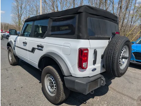 Photos of 2023 Ford Bronco for sale in Branson West, MO at Oakley Auto World