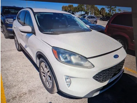 More photos of 2022 Ford Escape SEL at Oakley Auto World, MO