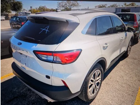 More photos of 2022 Ford Escape SEL at Oakley Auto World, MO