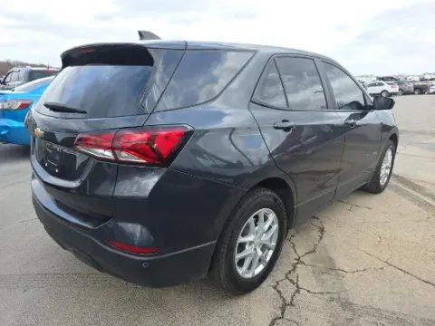 More photos of 2022 Chevrolet Equinox LS at Oakley Auto World, MO