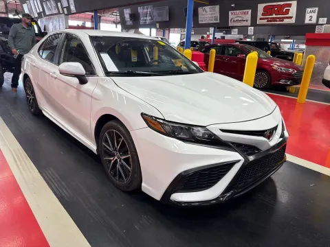 More photos of 2024 Toyota Camry SE at Oakley Auto World, MO