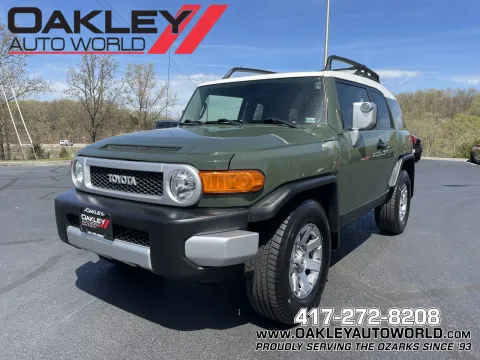 Green 2014 Toyota FJ Cruiser for sale in Branson West, MO