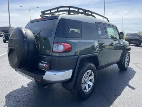 More photos of 2014 Toyota FJ Cruiser at Oakley Auto World, MO