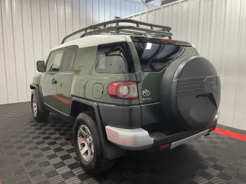 Photos of 2014 Toyota FJ Cruiser for sale in Branson West, MO at Oakley Auto World