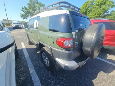 Photos of 2014 Toyota FJ Cruiser for sale in Branson West, MO at Oakley Auto World