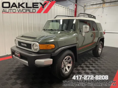 Green 2014 Toyota FJ Cruiser for sale in Branson West, MO