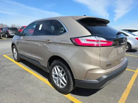 Photos of 2021 Ford Edge SEL for sale in Branson West, MO at Oakley Auto World