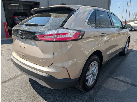 More photos of 2021 Ford Edge SEL at Oakley Auto World, MO