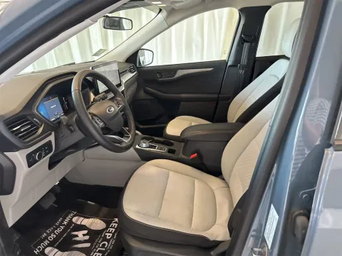 More photos of 2024 Ford Escape Active at Oakley Auto World, MO