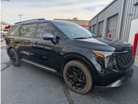 More photos of 2025 Kia Carnival SX Prestige at Oakley Auto World, MO