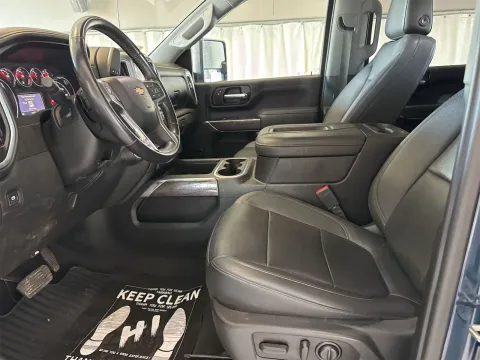 More photos of 2022 Chevrolet Silverado 2500HD LTZ at Oakley Auto World, MO