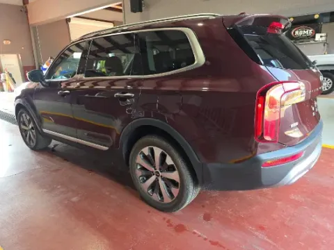 Photos of 2021 Kia Telluride S for sale in Branson West, MO at Oakley Auto World