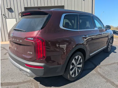 More photos of 2021 Kia Telluride S at Oakley Auto World, MO