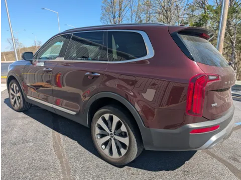Photos of 2021 Kia Telluride S for sale in Branson West, MO at Oakley Auto World