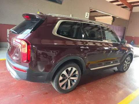 More photos of 2021 Kia Telluride S at Oakley Auto World, MO