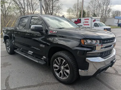 More photos of 2021 Chevrolet Silverado 1500 LT at Oakley Auto World, MO