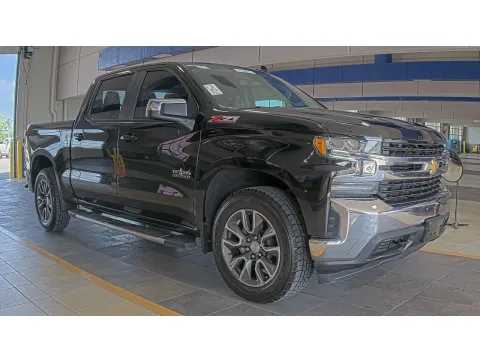 More photos of 2021 Chevrolet Silverado 1500 LT at Oakley Auto World, MO