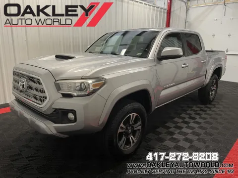 Silver 2017 Toyota Tacoma TRD Sport for sale in Branson West, MO