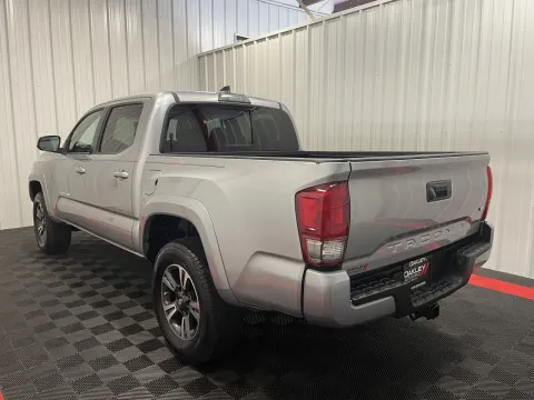 Photos of 2017 Toyota Tacoma TRD Sport for sale in Branson West, MO at Oakley Auto World