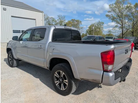 Photos of 2017 Toyota Tacoma TRD Sport for sale in Branson West, MO at Oakley Auto World