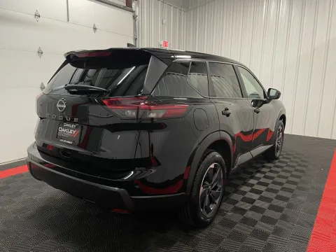 More photos of 2025 Nissan Rogue SV at Oakley Auto World, MO