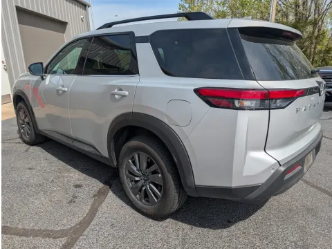 Photos of 2025 Nissan Pathfinder SV for sale in Branson West, MO at Oakley Auto World