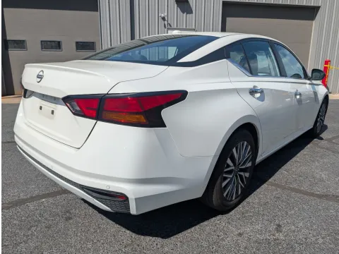 More photos of 2025 Nissan Altima 2.5 SV at Oakley Auto World, MO