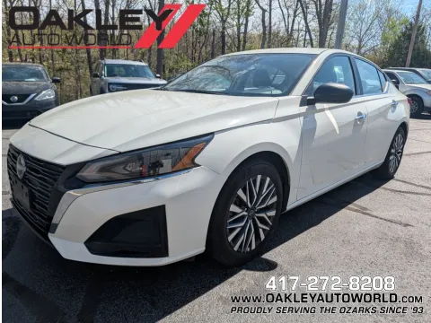 White 2025 Nissan Altima 2.5 SV for sale in Branson West, MO