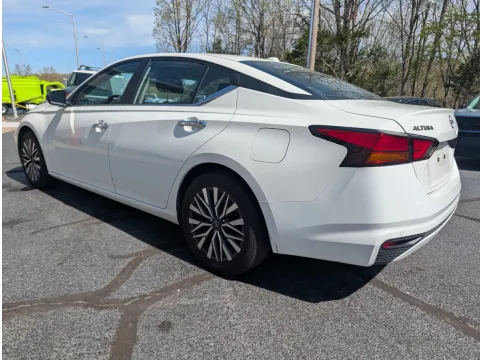 Photos of 2025 Nissan Altima 2.5 SV for sale in Branson West, MO at Oakley Auto World