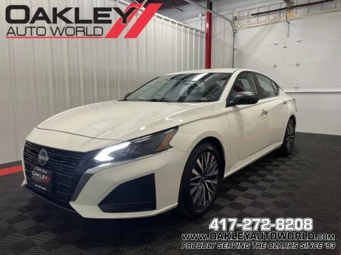 White 2025 Nissan Altima 2.5 SV for sale in Branson West, MO