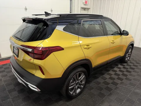 More photos of 2023 Kia Seltos S at Oakley Auto World, MO