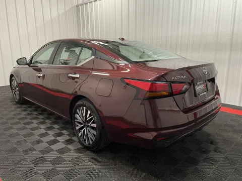 Photos of 2025 Nissan Altima 2.5 SV for sale in Branson West, MO at Oakley Auto World