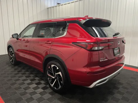 Photos of 2022 Mitsubishi Outlander SEL for sale in Branson West, MO at Oakley Auto World