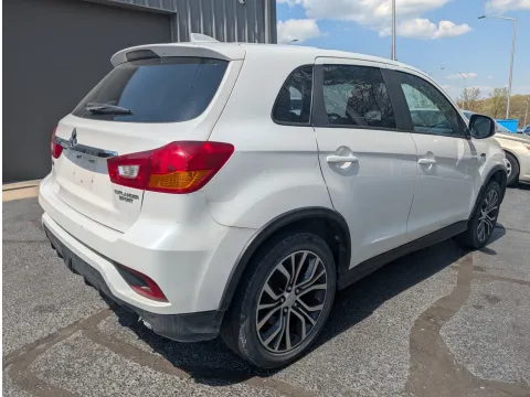 More photos of 2018 Mitsubishi Outlander Sport at Oakley Auto World, MO