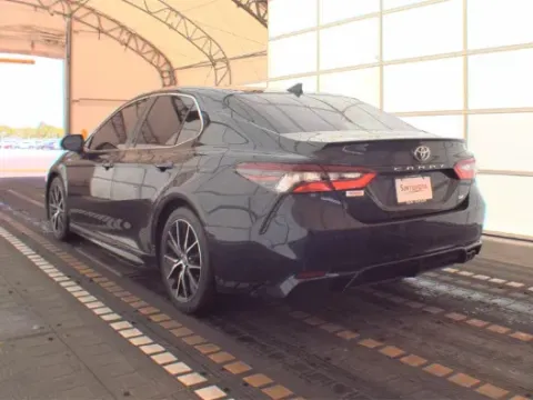 Photos of 2021 Toyota Camry SE for sale in Branson West, MO at Oakley Auto World