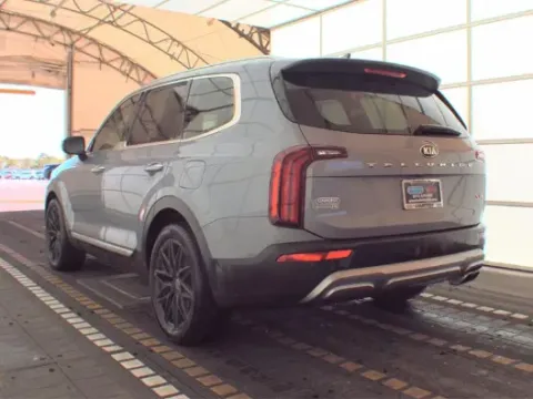 Photos of 2021 Kia Telluride S for sale in Branson West, MO at Oakley Auto World