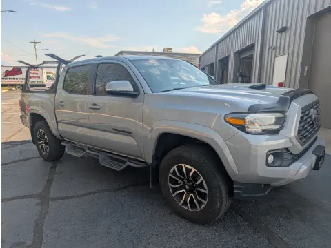 More photos of 2020 Toyota Tacoma TRD Sport at Oakley Auto World, MO
