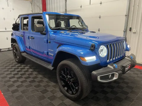 More photos of 2022 Jeep Wrangler at Oakley Auto World, MO