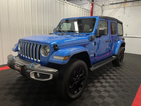 More photos of 2022 Jeep Wrangler at Oakley Auto World, MO