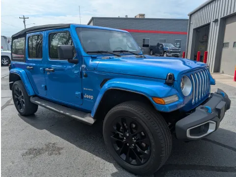More photos of 2022 Jeep Wrangler at Oakley Auto World, MO