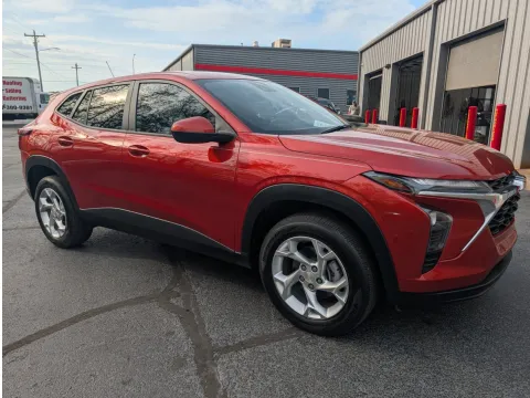 More photos of 2024 Chevrolet Trax LS at Oakley Auto World, MO