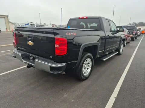 More photos of 2017 Chevrolet Silverado 1500 LT at Oakley Auto World, MO